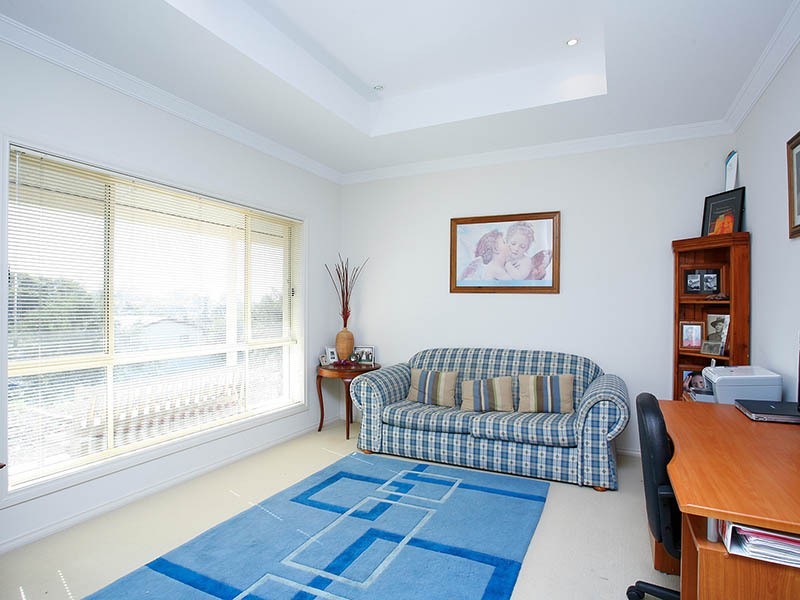 15 Tudor Avenue, Victor Harbor SA 5211