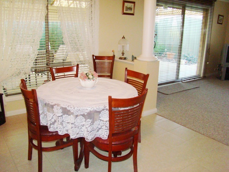 27 Rymill Avenue, Victor Harbor SA 5211