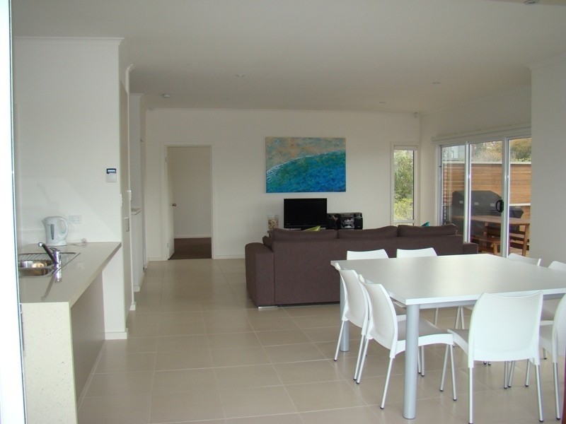 1 Viking Street, Encounter Bay SA 5211