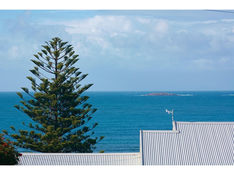 21 Heggerton Street, Victor Harbor SA 5211