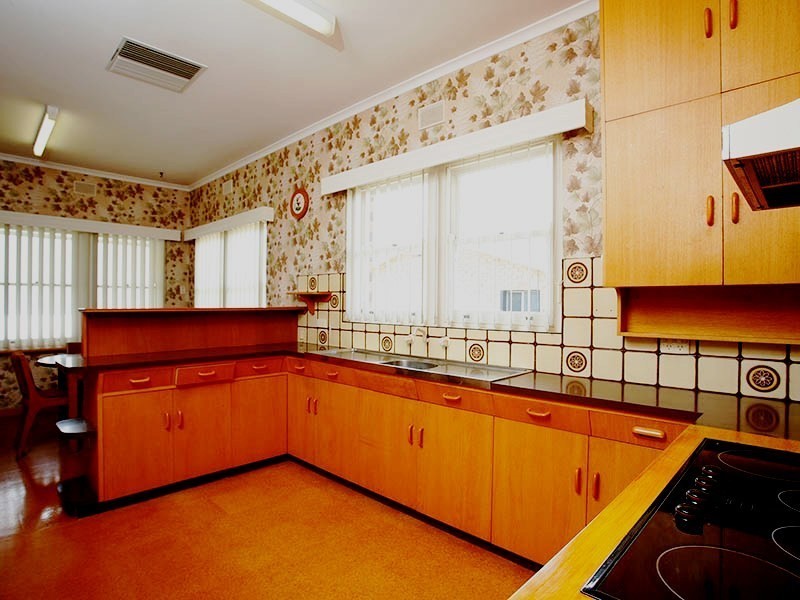 21 Heggerton Street, Victor Harbor SA 5211