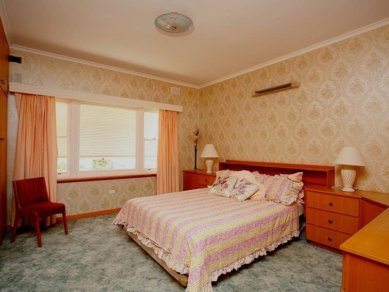 21 Heggerton Street, Victor Harbor SA 5211