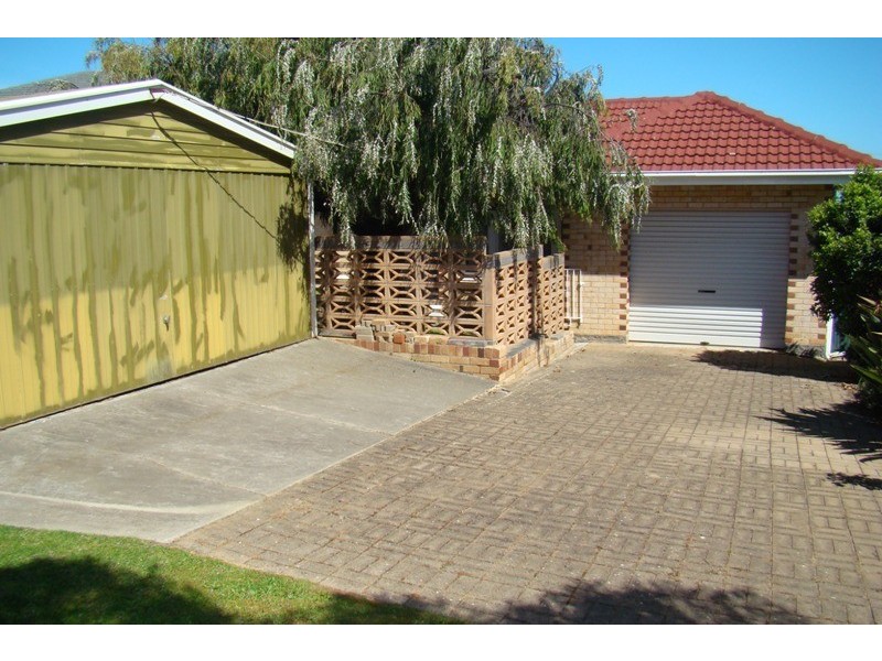 21 Heggerton Street, Victor Harbor SA 5211