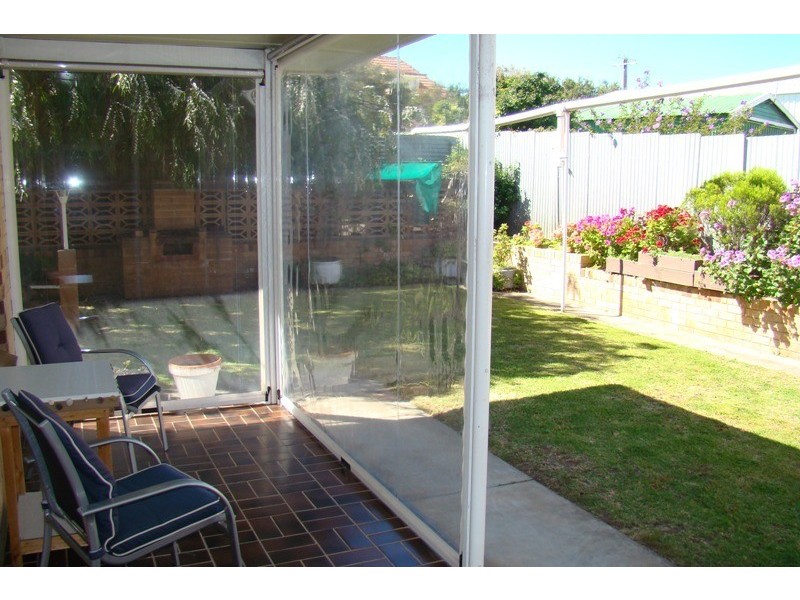 21 Heggerton Street, Victor Harbor SA 5211