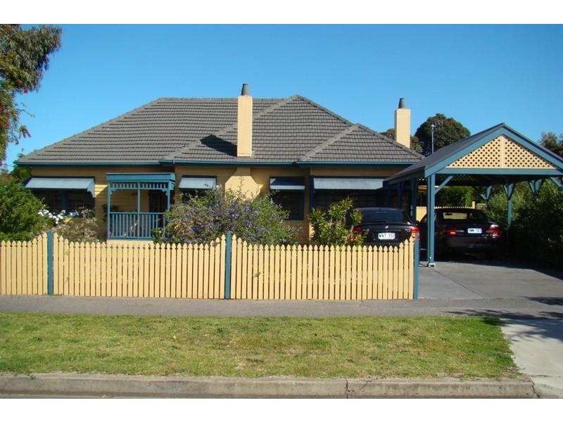 28 Leworthy Street, Victor Harbor SA 5211