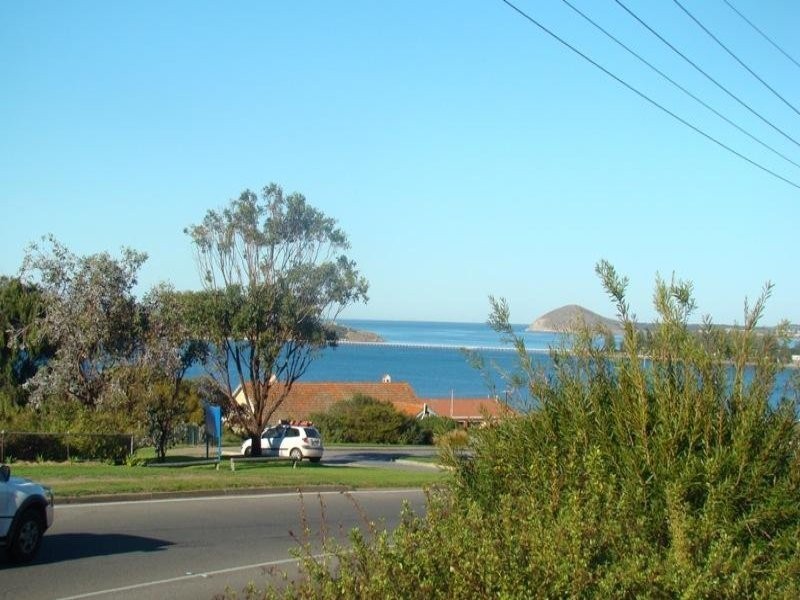 21 Hindmarsh Road, Mccracken SA 5211