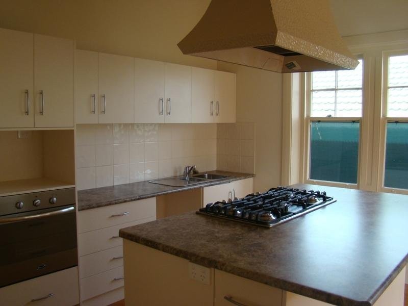 21 Hindmarsh Road, Mccracken SA 5211