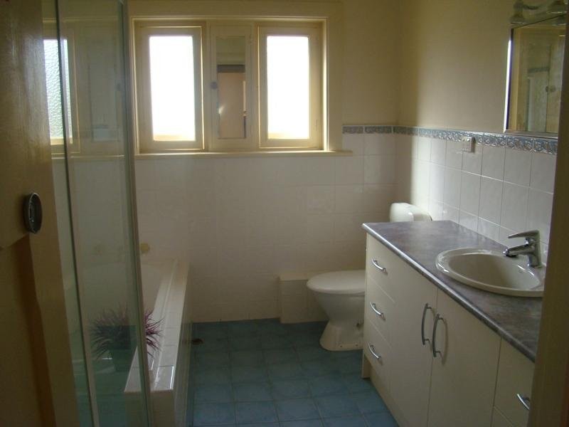 21 Hindmarsh Road, Mccracken SA 5211