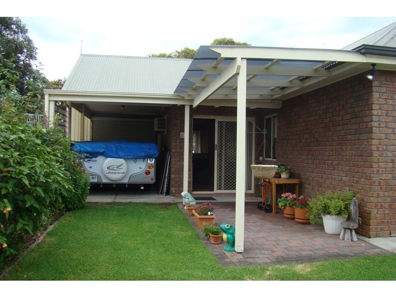 4A Leworthy Street, Victor Harbor SA 5211