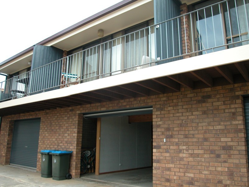 2/9 Adey Street, Victor Harbor SA 5211