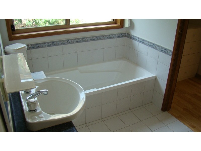 8 Minke Whale Drive, Encounter Bay SA 5211