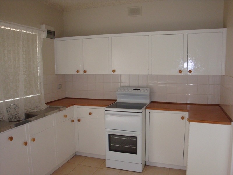 2/30 Kingsford Street, Victor Harbor SA 5211