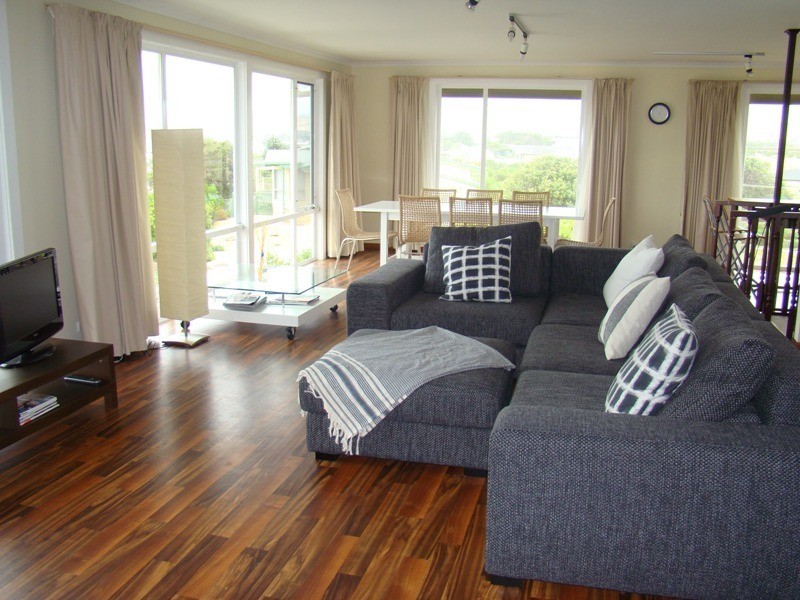 11 Hero Avenue, Middleton SA 5213