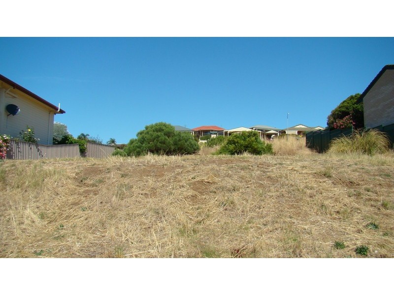 17 Olivebank Crescent, Encounter Bay SA 5211