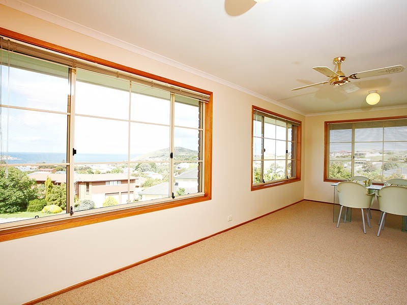 14 Davies Street, Encounter Bay SA 5211