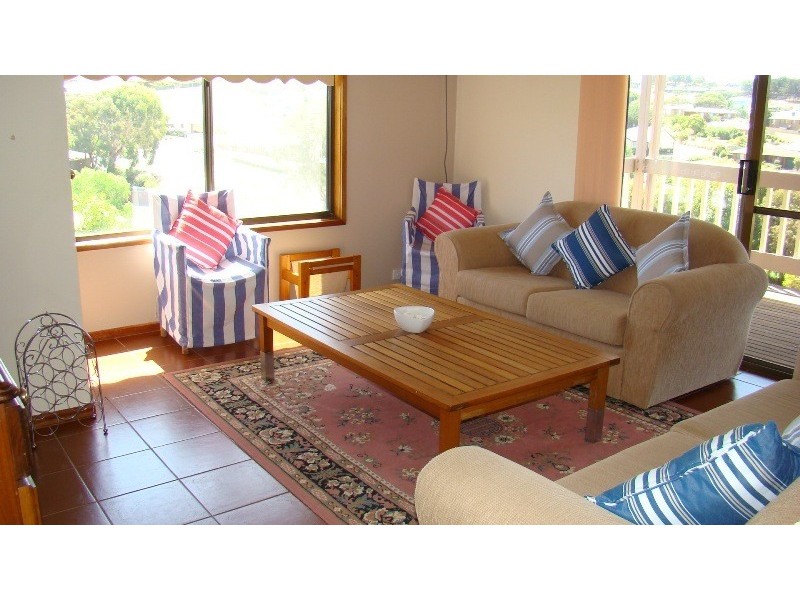 48 Solway Crescent, Encounter Bay SA 5211