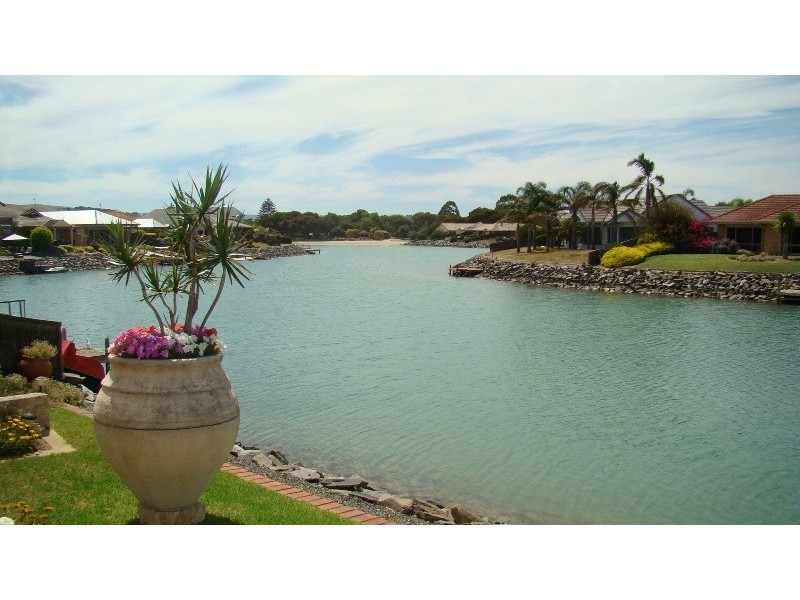 16 Clipper Court, Encounter Bay SA 5211