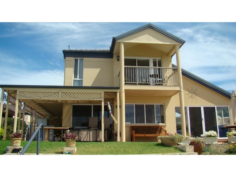 16 Clipper Court, Encounter Bay SA 5211