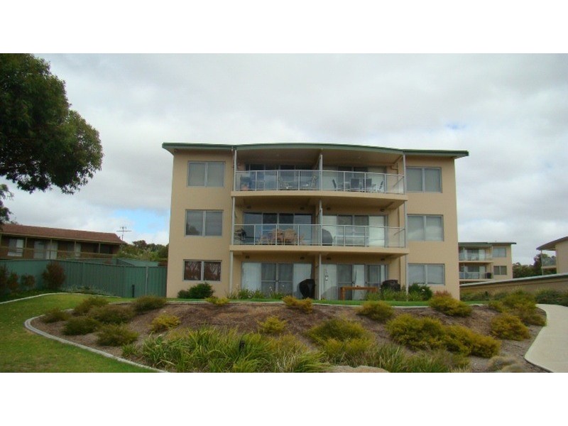 6/2 Solway Crescent, Encounter Bay SA 5211