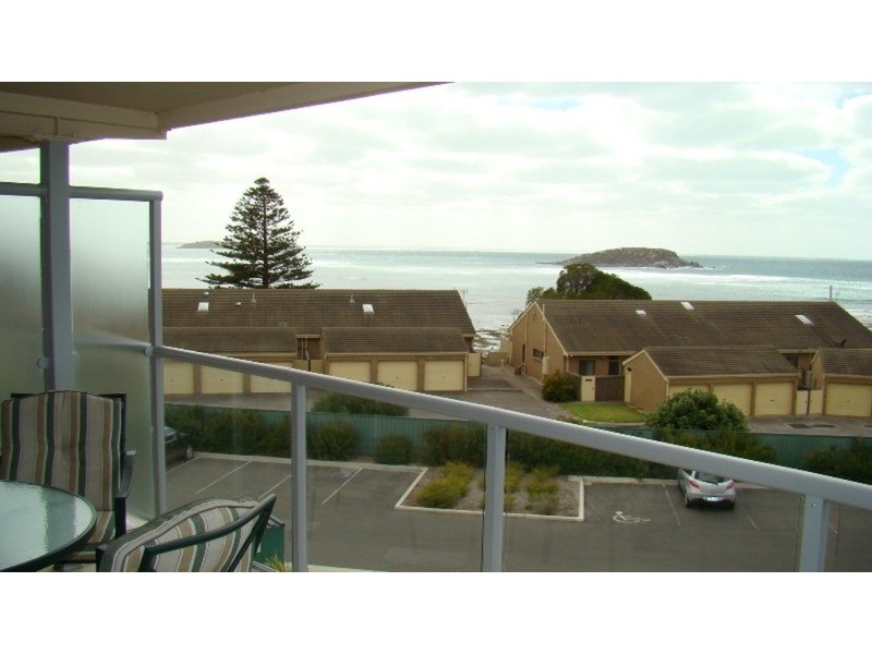 6/2 Solway Crescent, Encounter Bay SA 5211