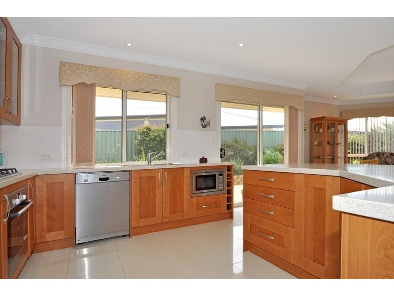 116 Matthew Flinders Drive, Encounter Bay SA 5211