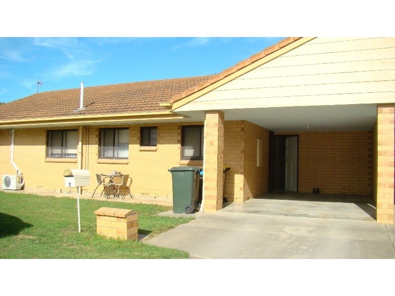 2/106 Bay Road, Encounter Bay SA 5211