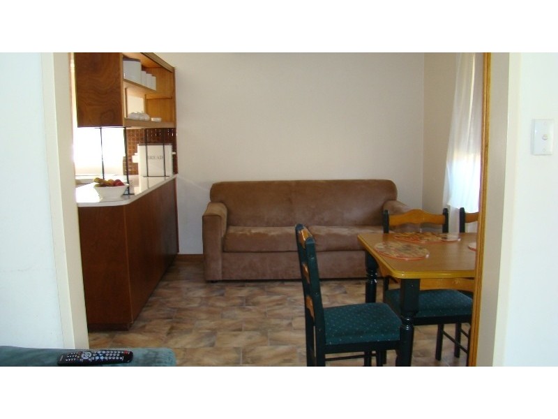 2/106 Bay Road, Encounter Bay SA 5211