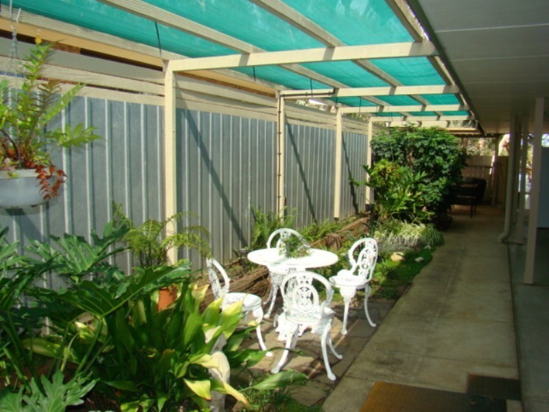 4 Thorne Terrace, Victor Harbor SA 5211