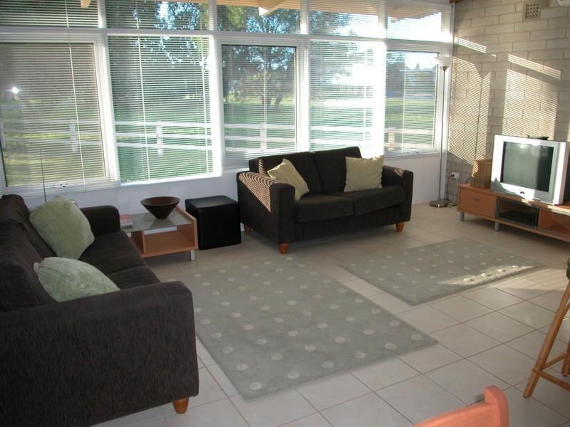 28 George Street, Encounter Bay SA 5211