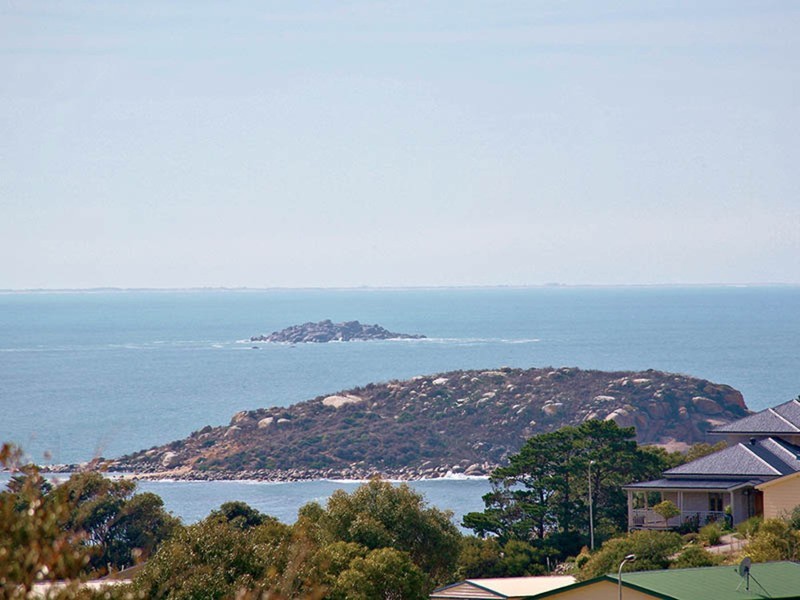 17 Minke Whale Drive, Encounter Bay SA 5211