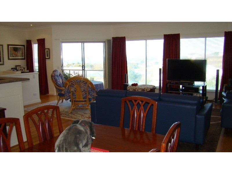 17 Minke Whale Drive, Encounter Bay SA 5211