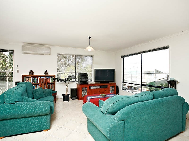 60 Warland Avenue, Victor Harbor SA 5211