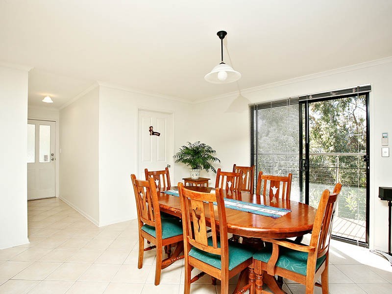 60 Warland Avenue, Victor Harbor SA 5211