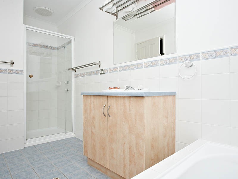 60 Warland Avenue, Victor Harbor SA 5211