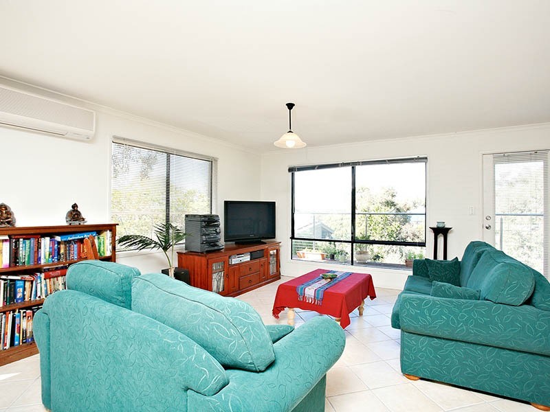 60 Warland Avenue, Victor Harbor SA 5211