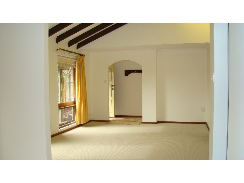 2 Lamont Road, Mccracken SA 5211