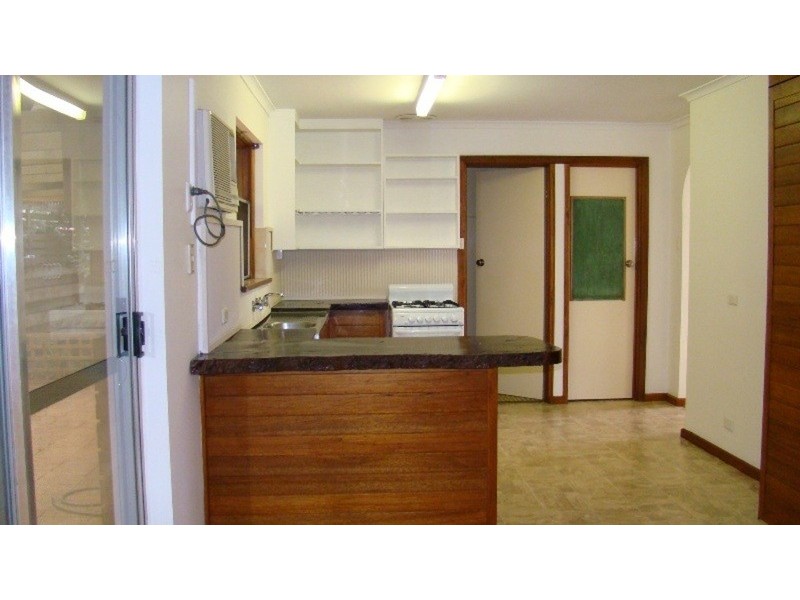 2 Lamont Road, Mccracken SA 5211