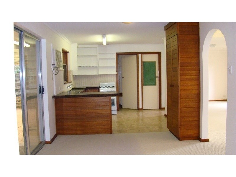 2 Lamont Road, Mccracken SA 5211