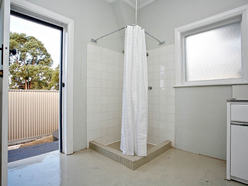 20 Riverview Road, Victor Harbor SA 5211