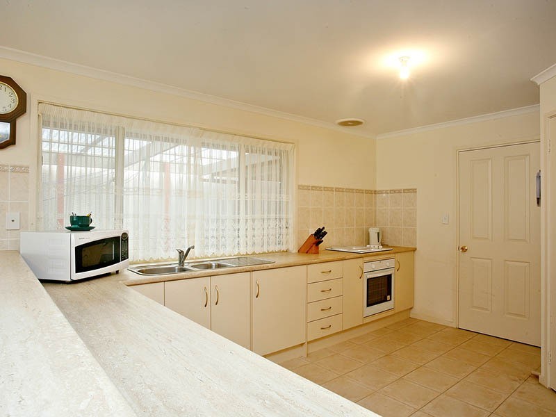 17 Drummond Circuit, Hayborough SA 5211