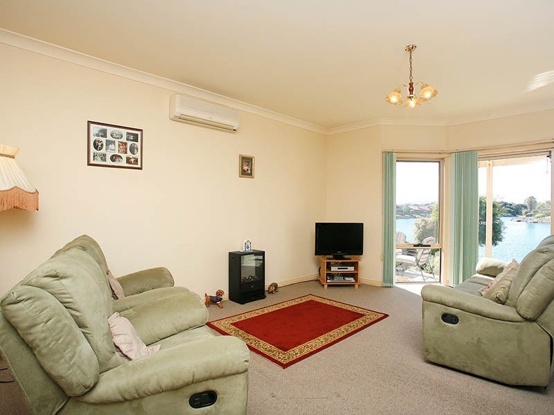 7 Lakeside Circuit, Encounter Bay SA 5211