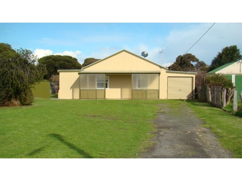 9 Tregonning Street, Encounter Bay SA 5211