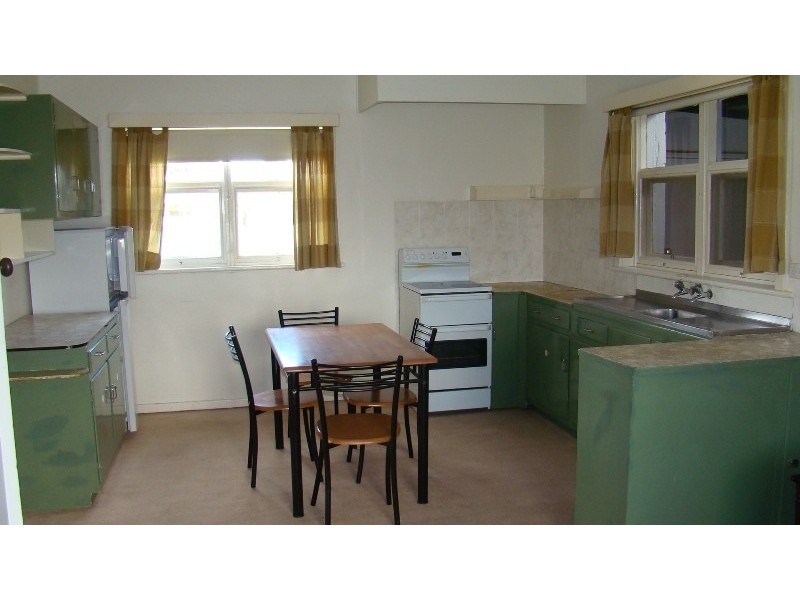 9 Tregonning Street, Encounter Bay SA 5211