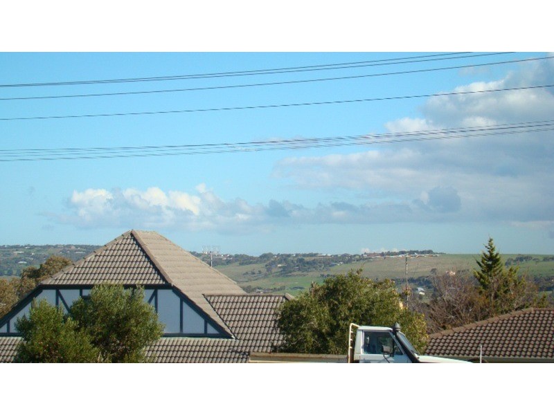 16 Greenhills Road, Victor Harbor SA 5211