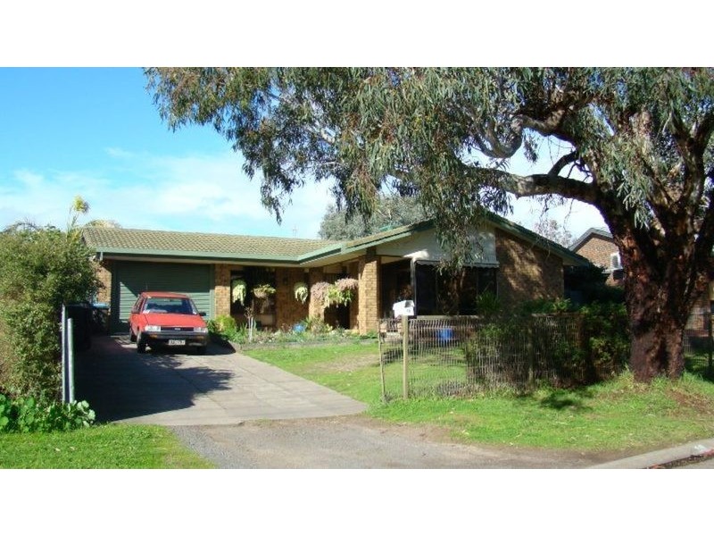 10 Ives Crescent, Mccracken SA 5211