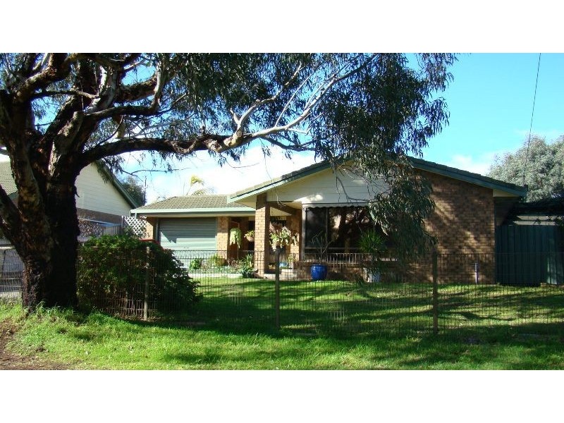 10 Ives Crescent, Mccracken SA 5211