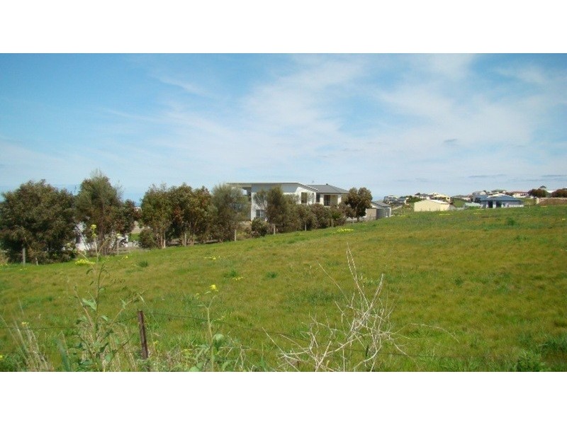 Lts 1,17,18,19,20 White Close, Encounter Bay SA 5211