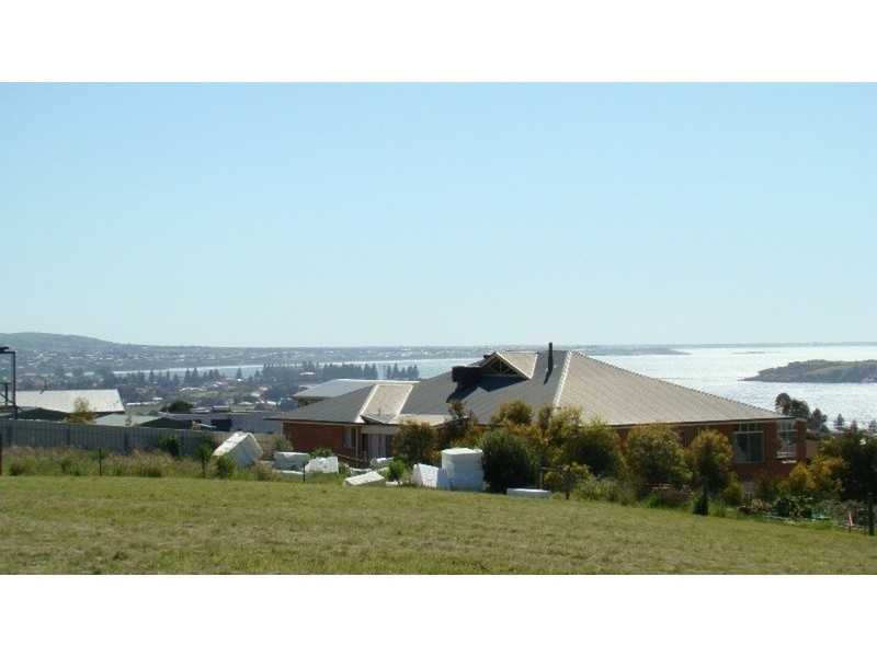 Lts 1,17,18,19,20 White Close, Encounter Bay SA 5211