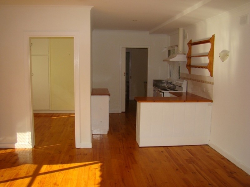 5 James Street, Victor Harbor SA 5211