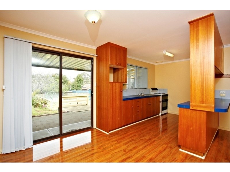 11 Folkestone Terrace, Victor Harbor SA 5211